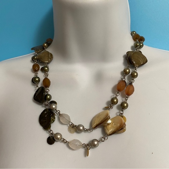 Natural Shell & Glass Beads Boho Style Necklace - Picture 4 of 7